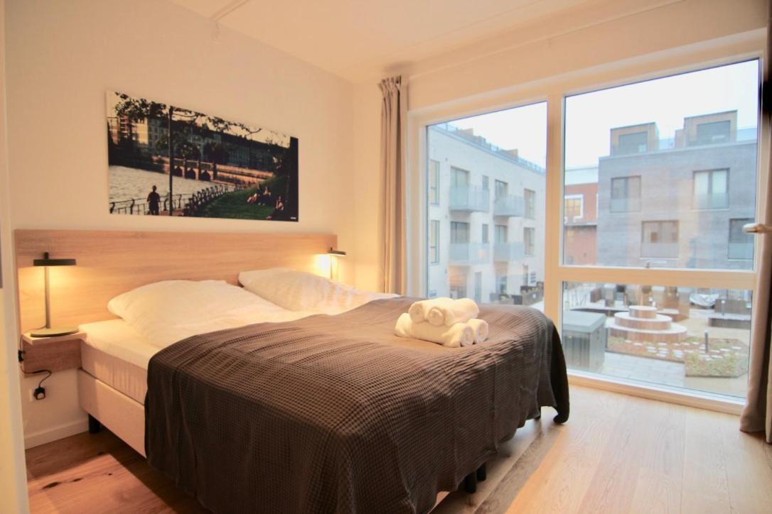 Fantastic 2-bed Wbalcony In North Habour Apartment *
